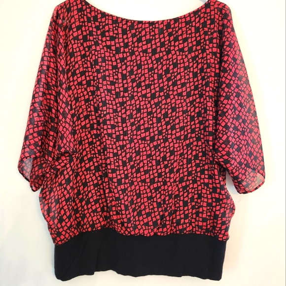 AB Studio Red and Black Print Blouse with banded Waistbfor comfort. Size XL - Picture 4 of 4